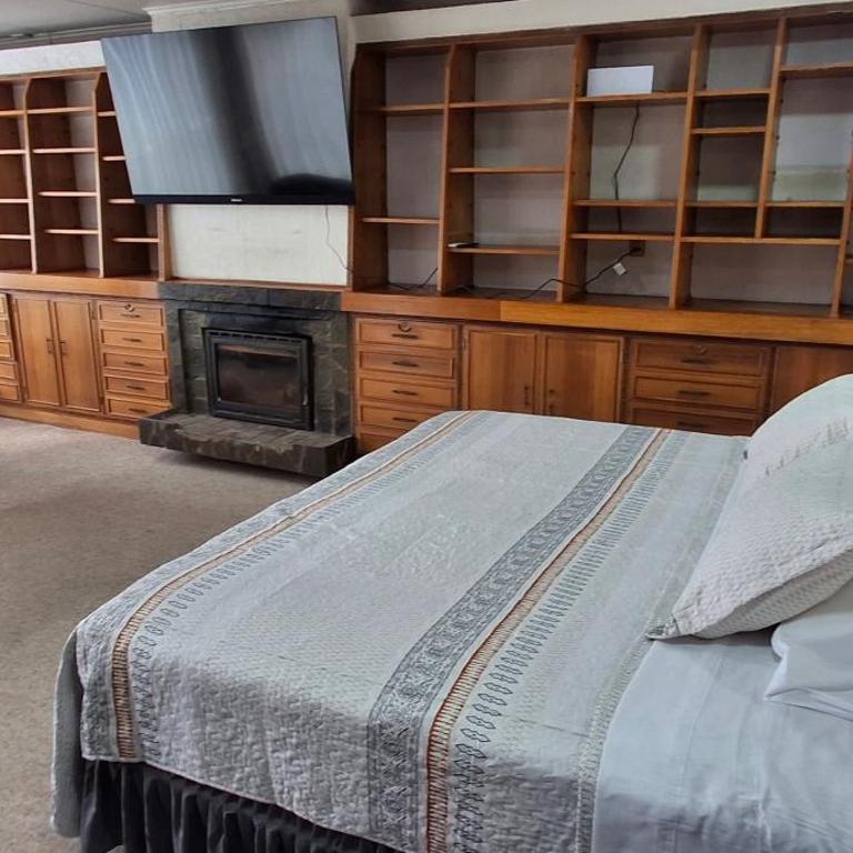 Albergue AH - Deluxe Queen Room - 26
