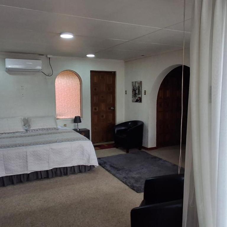 Albergue AH - Deluxe Queen Room - 28