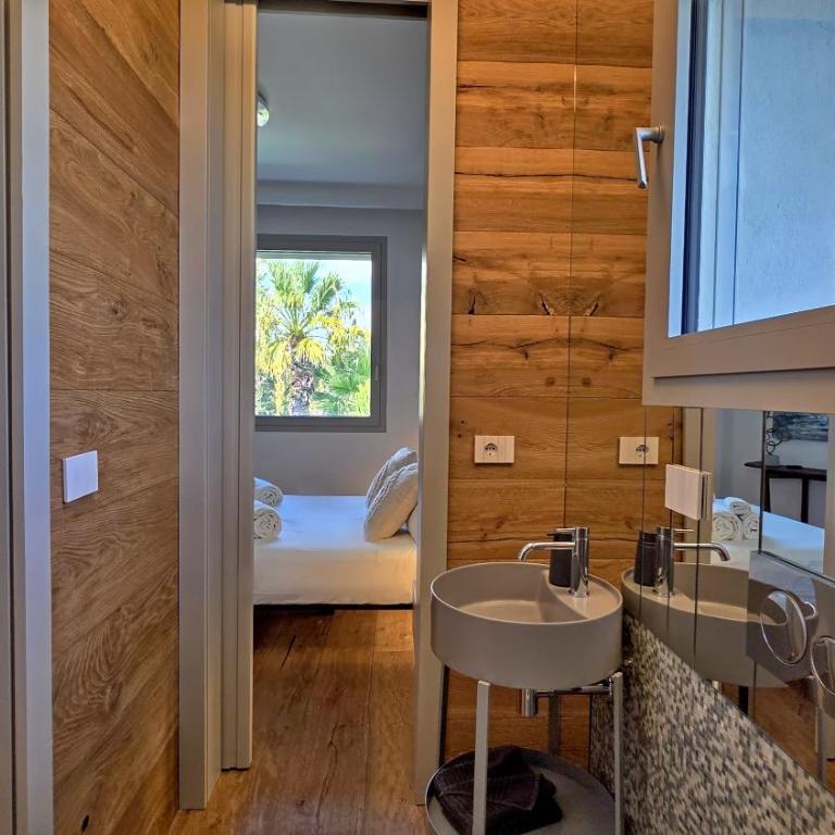 SHATI LUXURY - Private Heated Pool- steps from beach - Appartamento con 2 Camere da Letto e con Piscina Privata - 26