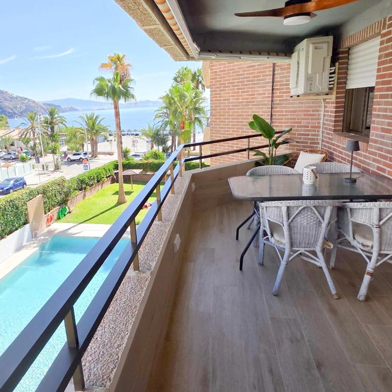 Velilla Seaview with Pool and Parking - Apartamento de 2 dormitorios con terraza y vistas al mar - 1