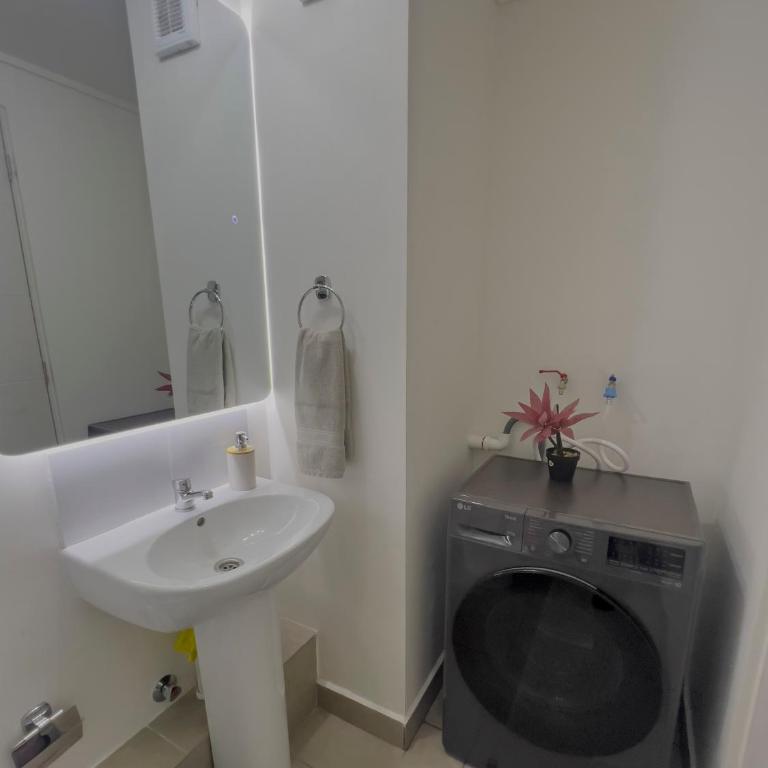 Céntrico, cómodo y moderno departamento en Puerto Montt con estacionamiento privado incluido - Apartamento de 1 dormitorio - 15