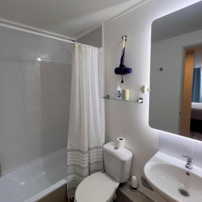 Céntrico, cómodo y moderno departamento en Puerto Montt con estacionamiento privado incluido - Apartamento de 1 dormitorio - 16