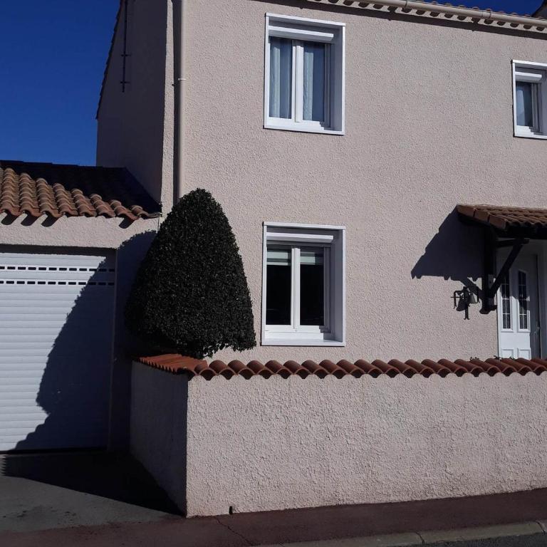 Villa calme à Balaruc, jardin et climatisation - FR-1-503-126 - Maison de Vacances (4 Adultes) - 10