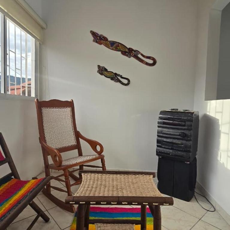 Charming home in San Gil! - Three-Bedroom House - 11