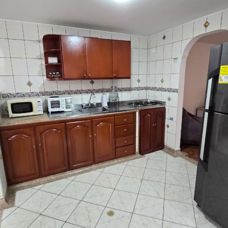 Charming home in San Gil! - Three-Bedroom House - 27
