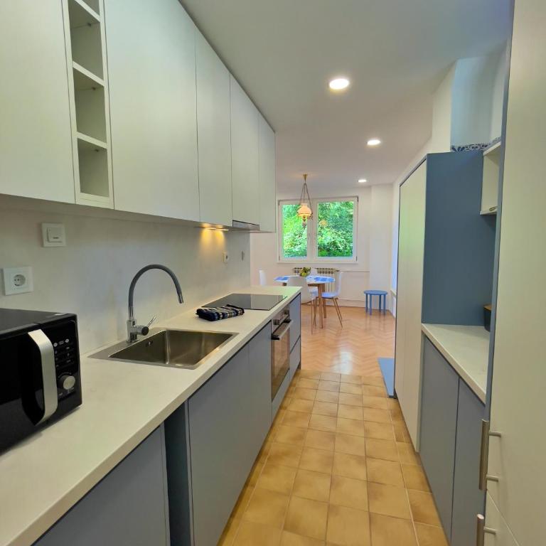 Sabur Apartment Sarajevo - Apartman sa 2 Spavaće Sobe - 16