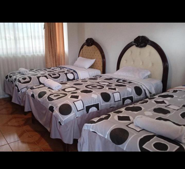 Hotel International Prestige - Habitación Triple - 2