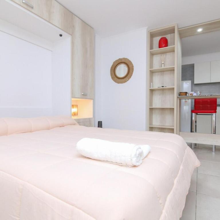 Monoambiente Urquiza I con cochera - Santa Fe - One-Bedroom Apartment - 1