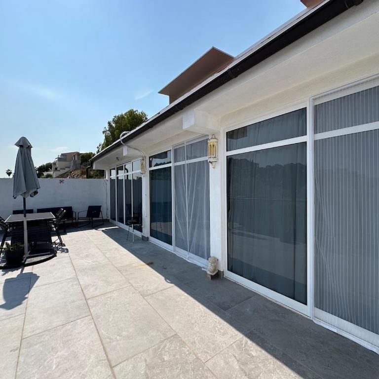 A slice of paradise in the sun with sea views - Apartamento de 2 dormitorios con balcón y vistas al mar - 23