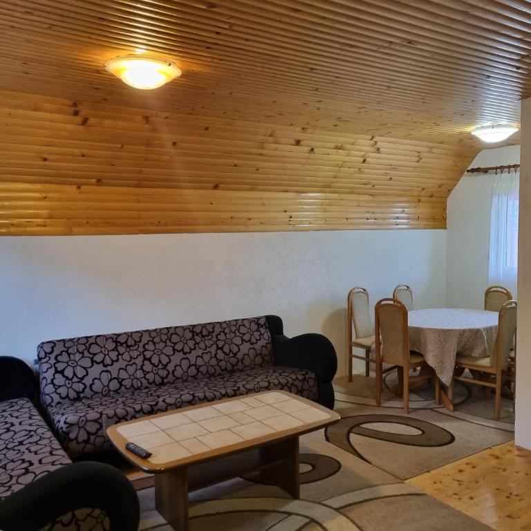 Bungalow in Mountain 2 - Vacation Home - 2