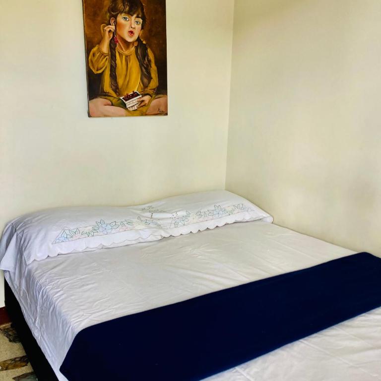 La Casa del Pueblo - Family Room with Balcony - 13