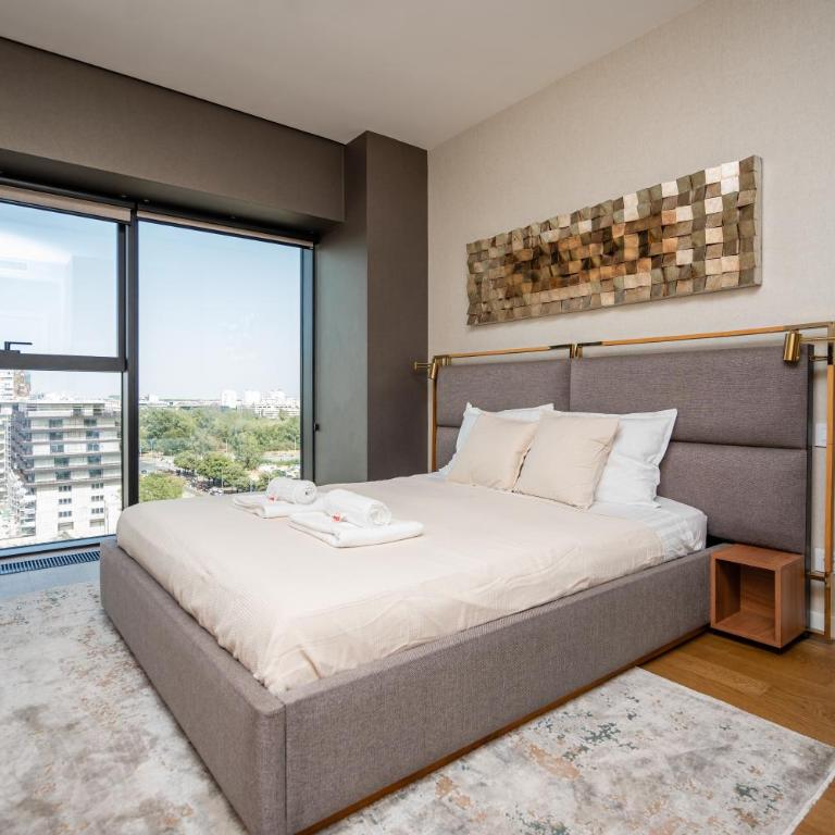 Star West Luxury - One-Bedroom Apartment - 1