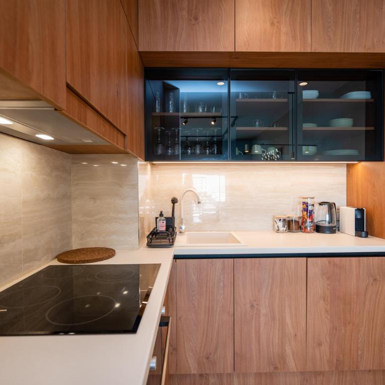 Star West Luxury - One-Bedroom Apartment - 7