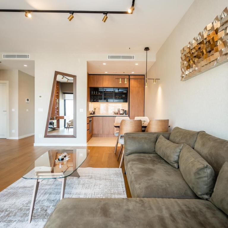 Star West Luxury - One-Bedroom Apartment - 12