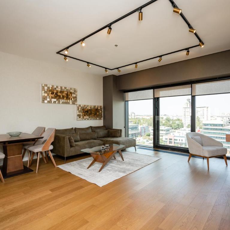 Star West Luxury - One-Bedroom Apartment - 2