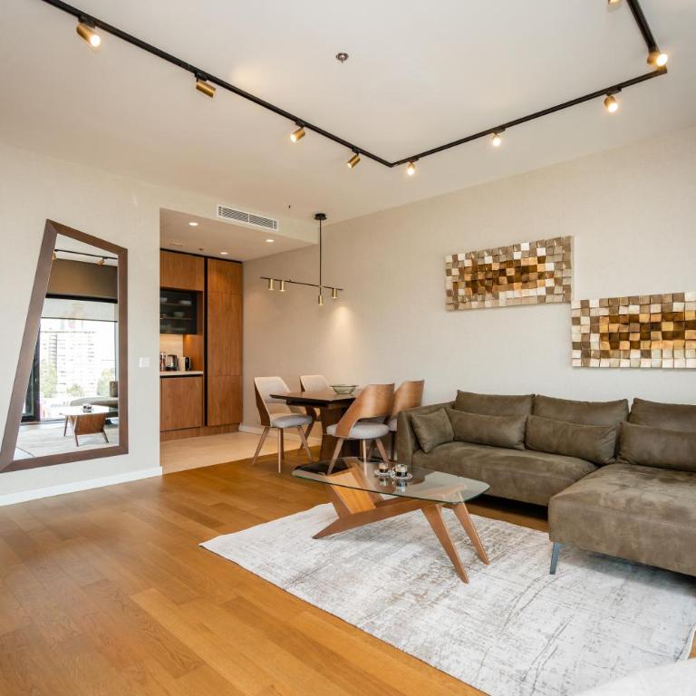 Star West Luxury - One-Bedroom Apartment - 14