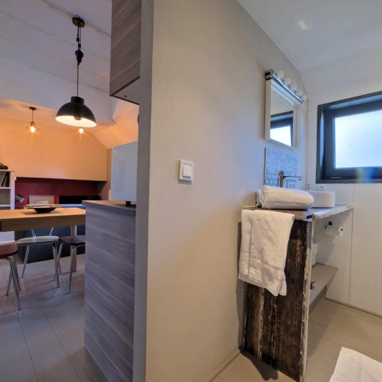 Péniche MaPensée - Appartement 1 Chambre - 13