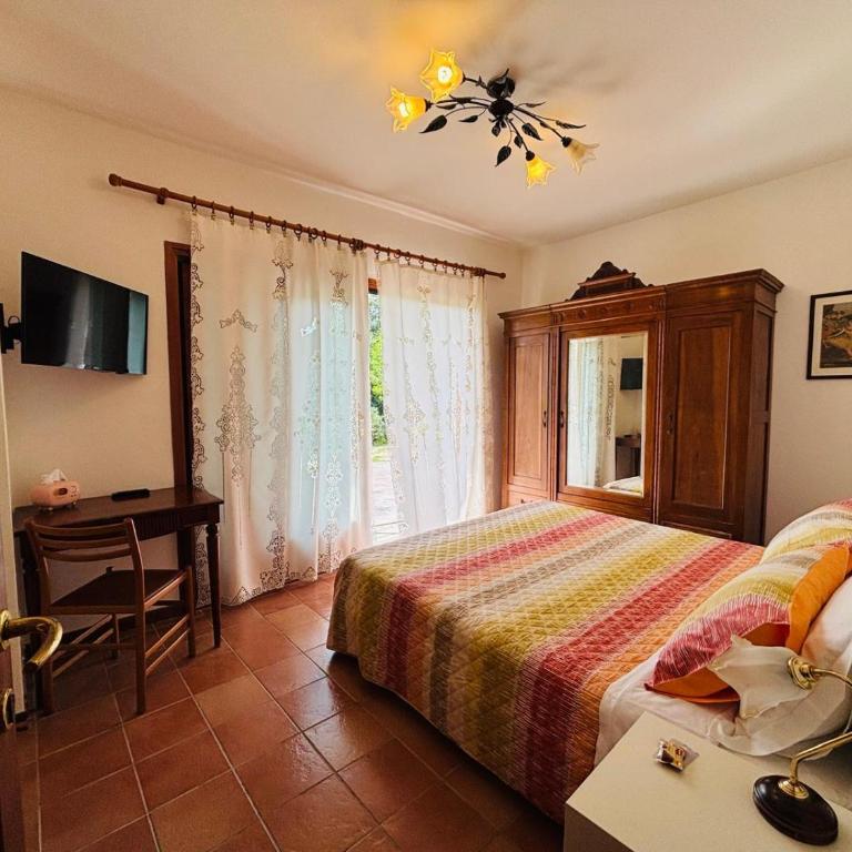 Residenza Fontana del Ferro - Two-Bedroom Apartment with Garden View - 9