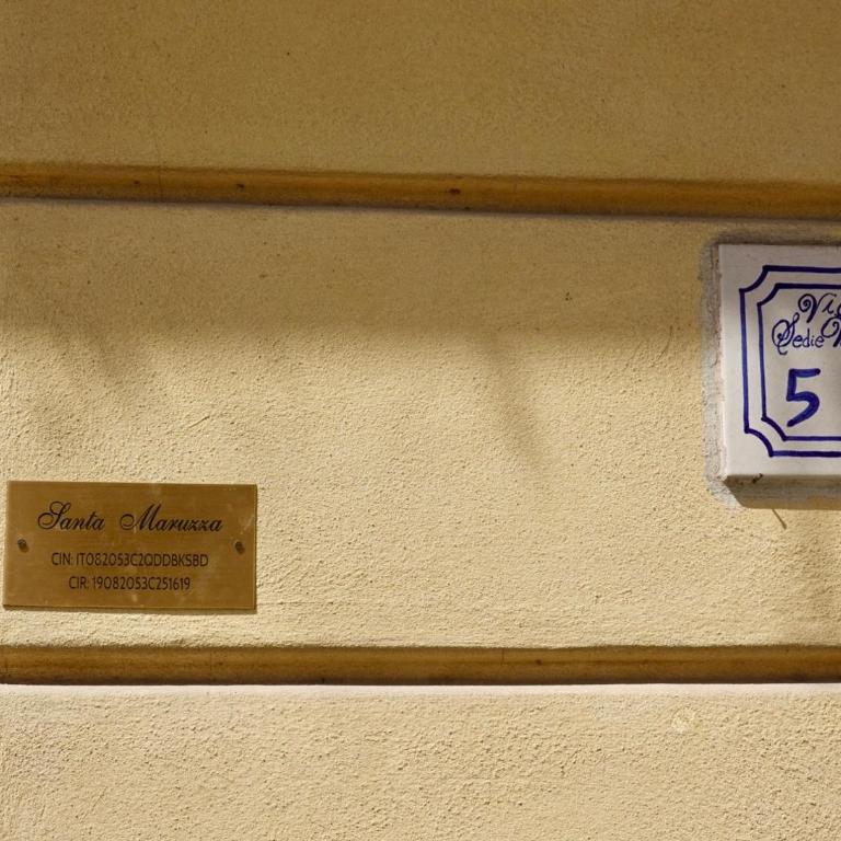 Santa Maruzza - Apartment with Balcony View, 5 Min Walk to Teatro Massimo & Cathedral - Appartamento con 2 Camere da Letto - 17