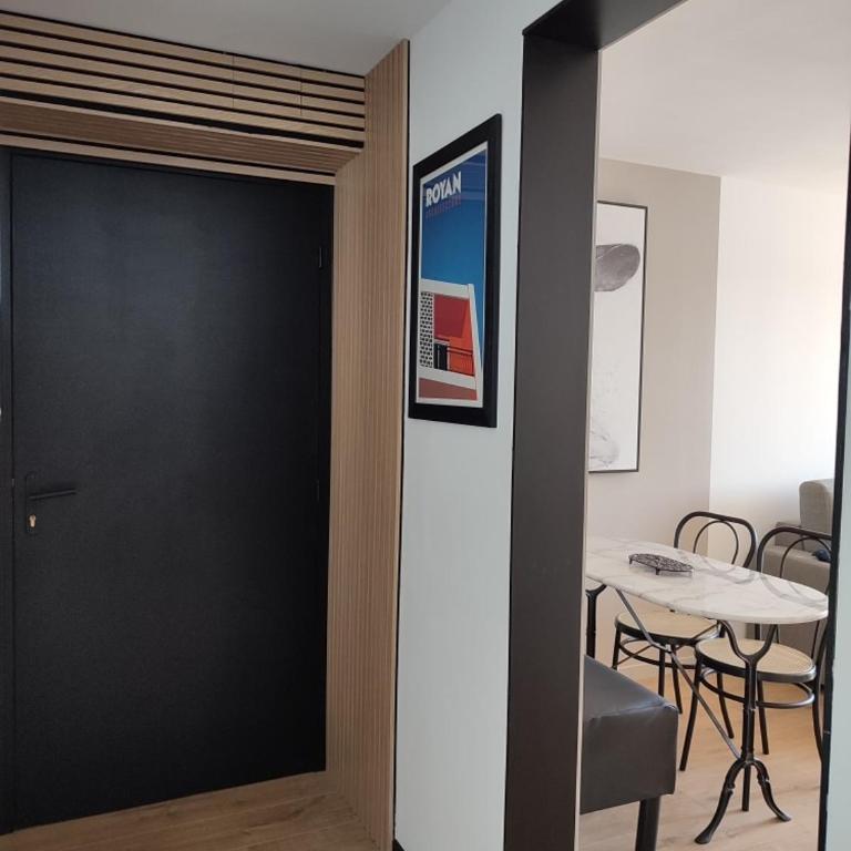 ROYAN, APPARTEMENT CENTRE VILLE, PLAGE très proche, WIFI - Appartement 1 Chambre - 10