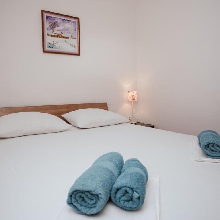 The Nexus Apartment Mostar - Two-Bedroom Apartment with Terrace - 15