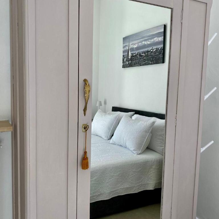 Eleganza e Comfort a Torino-Appartamento Gabriele - Appartamento Superior con 2 Camere da Letto - 8