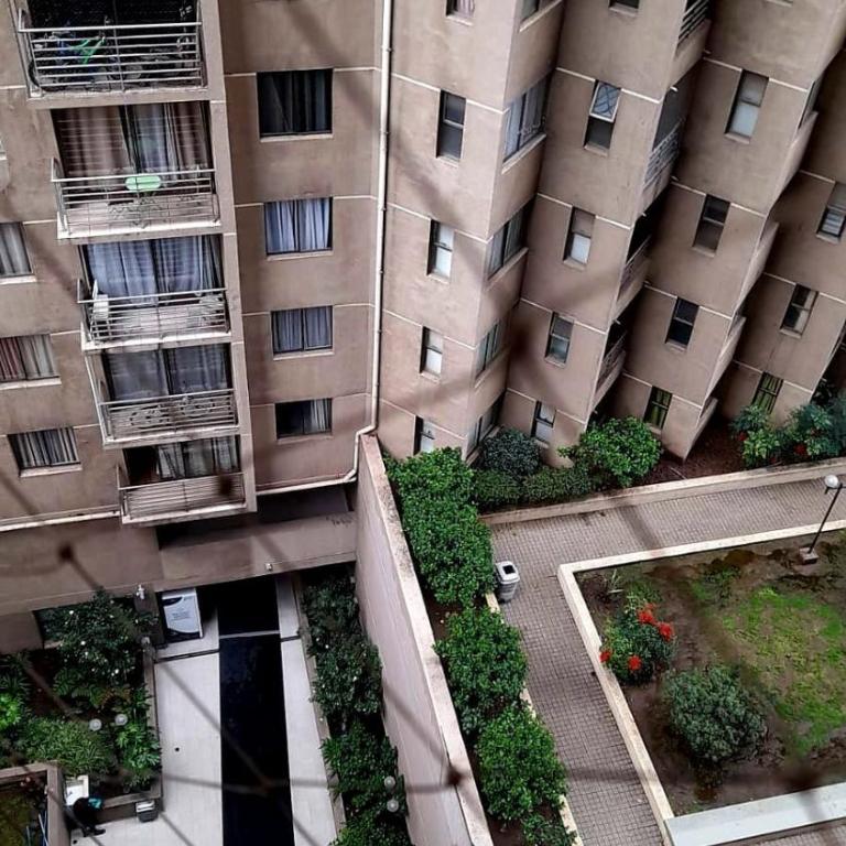 Lubeck Suite Apartament - Two-Bedroom Apartment - 10
