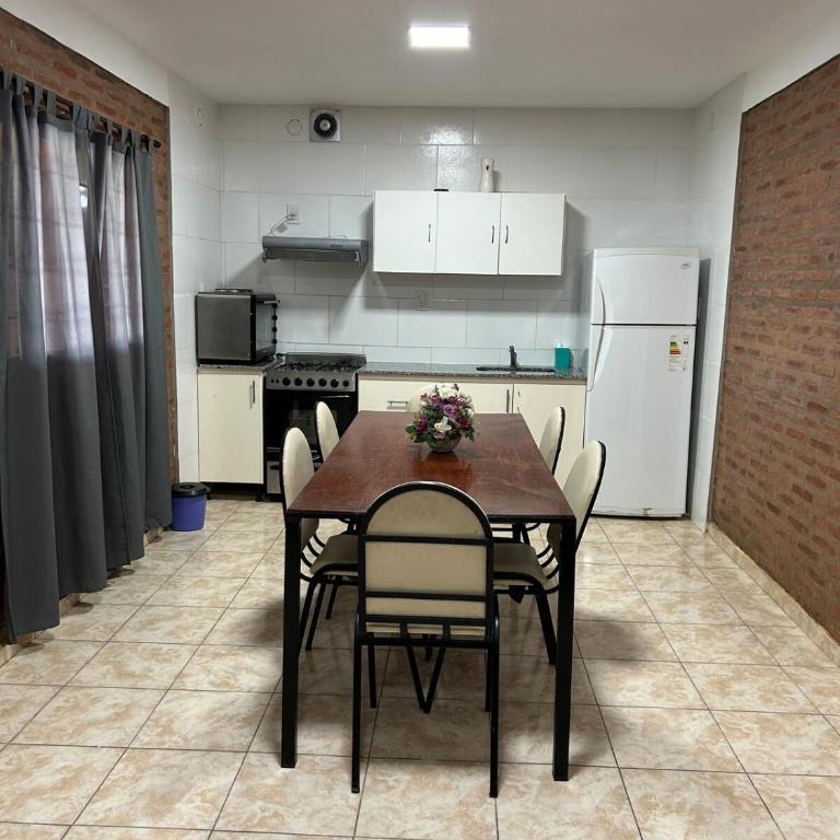 Casa en Paso de la Patria - Casa con 1 dormitorio - 10