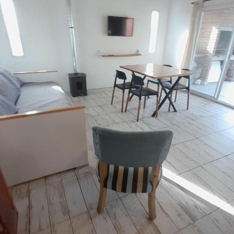 Casa en Chapadmalal con Piscina - Casa con 1 dormitorio - 11