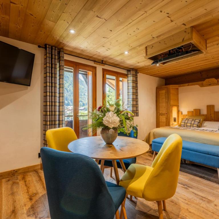 Hôtel Le Sporting - Chambre Familiale (2 Adultes et 2 Enfants) - 4