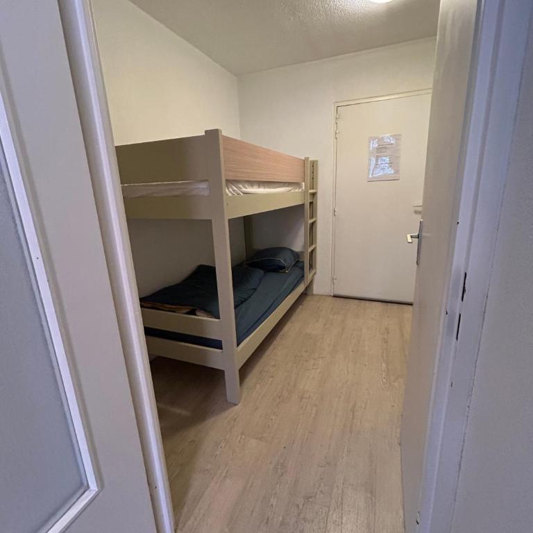 Appartement 1 chambre et double balcon - Apartment mit 2 Schlafzimmern - 10