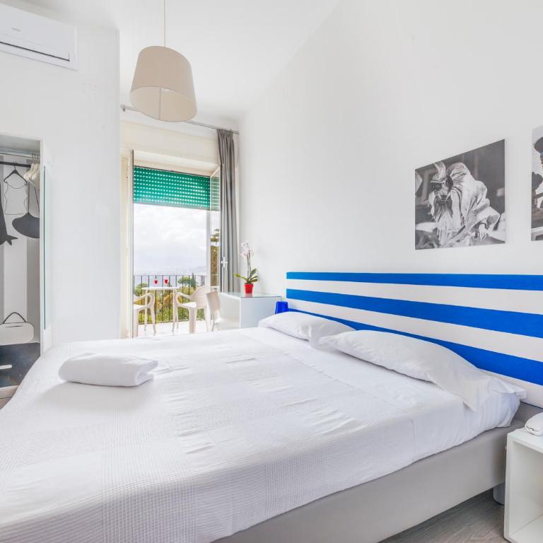 Hotel Spicy - Double or Twin Room with Sea View - 11
