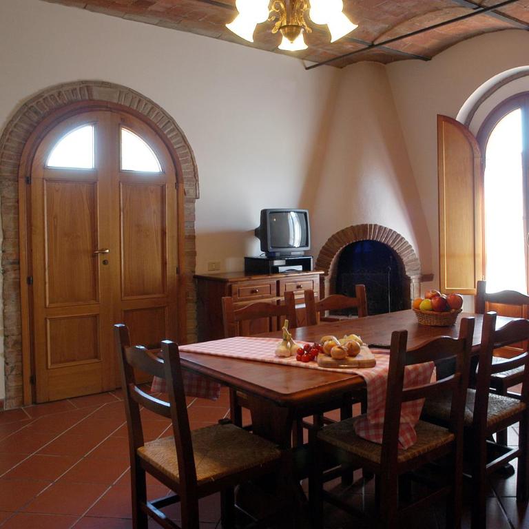La Valle Appartamenti Per Vacanze - Villa con 3 Camere da Letto (6 Adulti) - 5