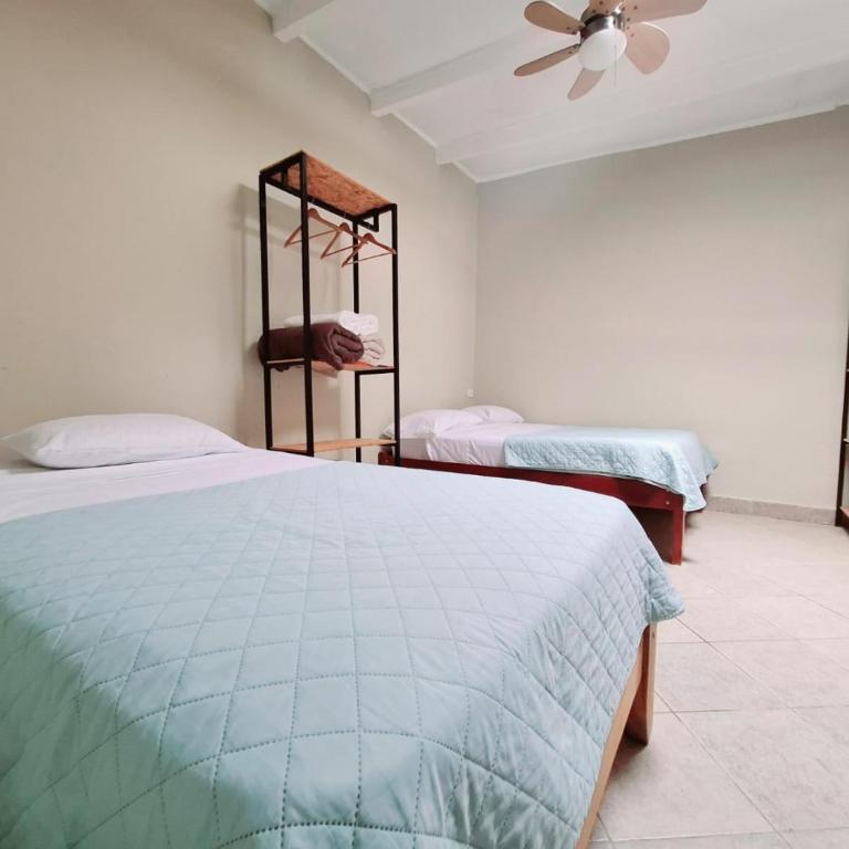 Mini departamento playero con jardín y parrilla - 2 camas - Twin Room with Private Bathroom - 6
