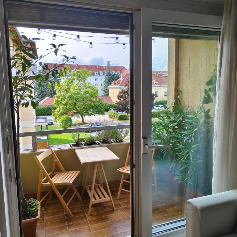 Grünerbalkon Ferienappartement - Apartment mit 1 Schlafzimmer - 1