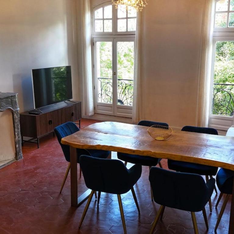 Pézenas historique appartement clim wifi 2 chambres 6 couchages - Appartement 3 Chambres - 4