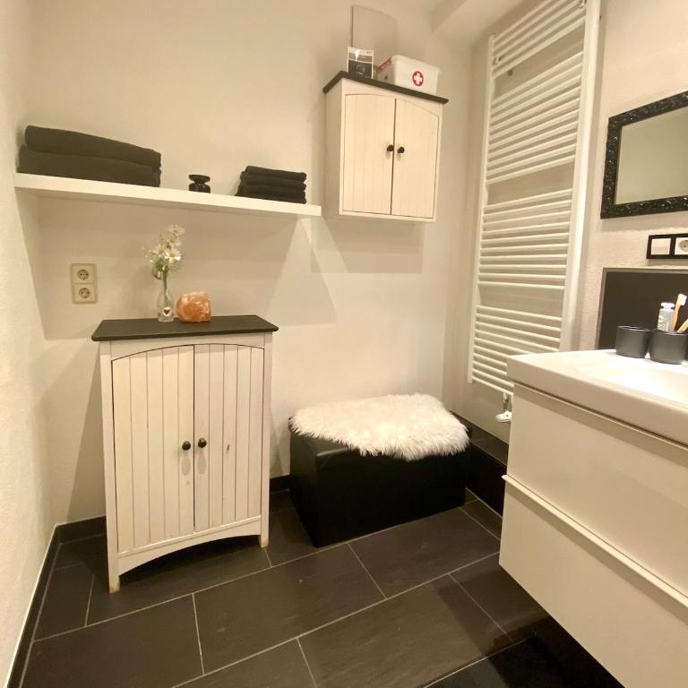 Moderner Altstadttraum - Apartment mit 2 Schlafzimmern - 75