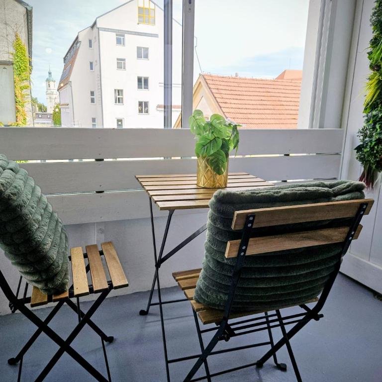Stylish Old Town Apartment with Free Parking and a Balcony near the Cathedral - Apartamento de 2 dormitorios - 3
