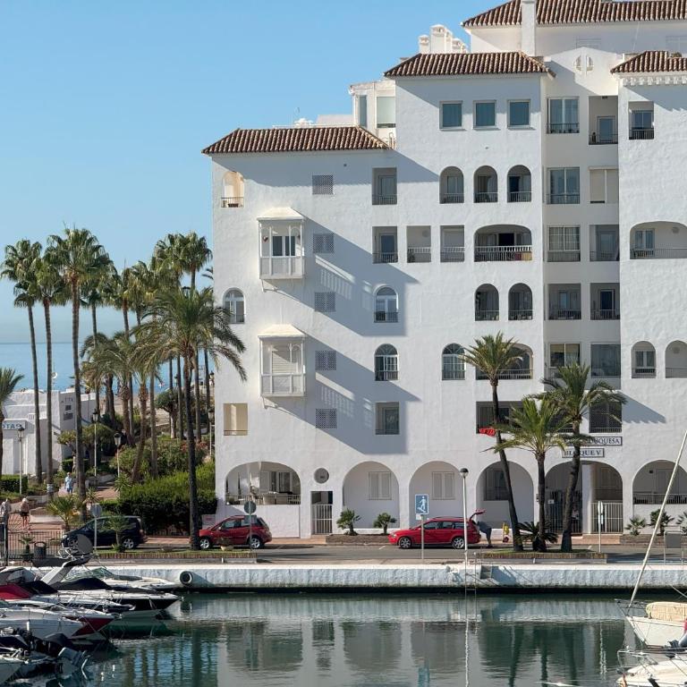 Vistas al Puerto y Mar con acceso directo a Playa - Apartamento de 2 dormitorios - 18