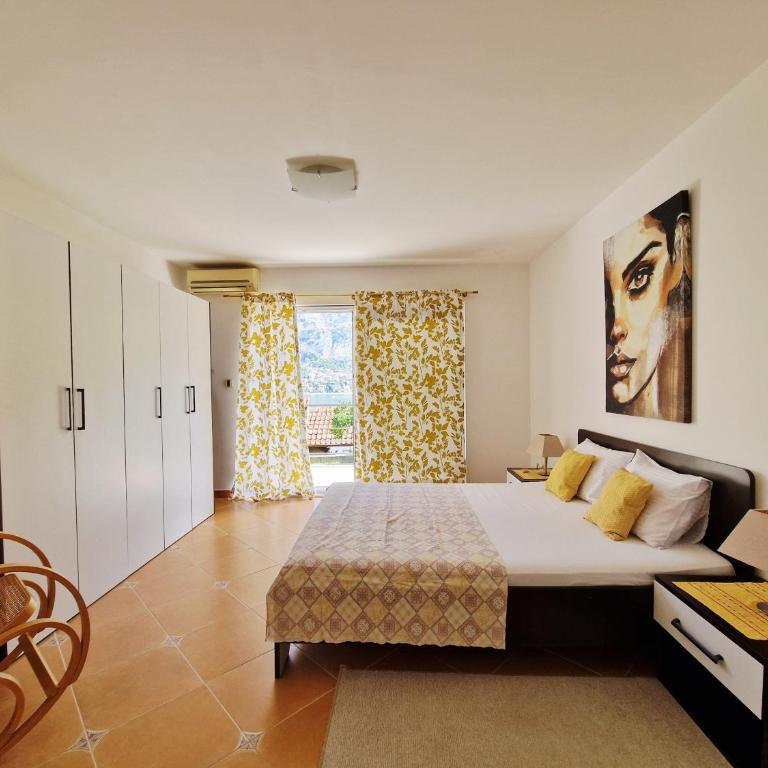 Apartments Andrija - Apartment with Garden View - 2