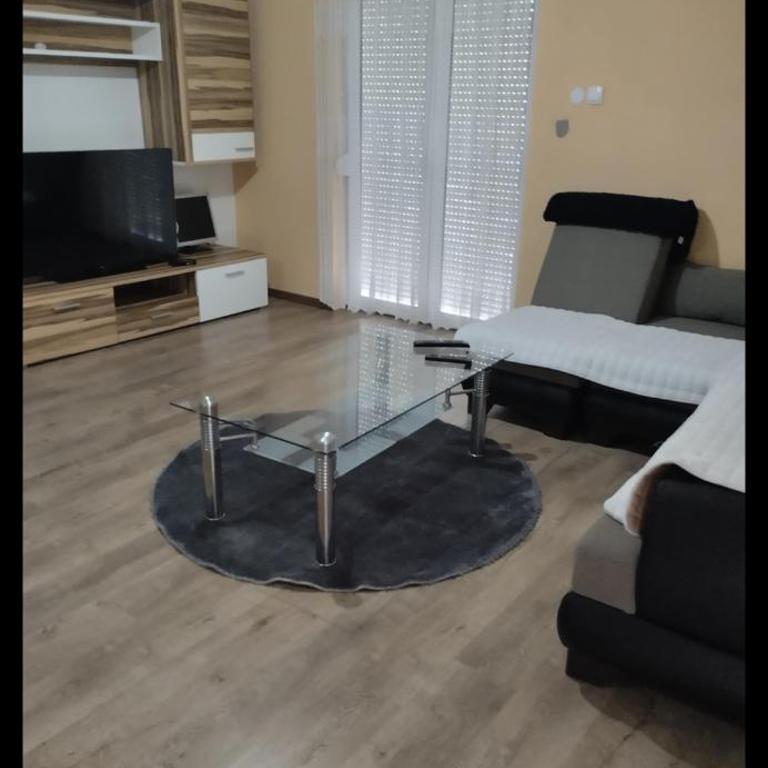Apartman Mona Liza, Bukvalek stari 1, - Apartman sa 3 Spavaće Sobe - 4