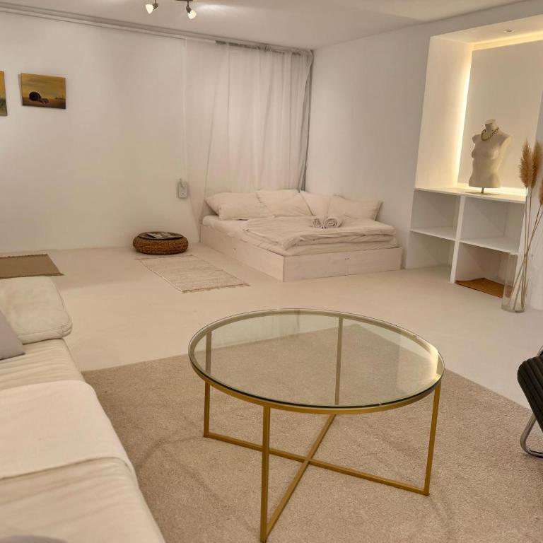Eigene Souterrain Keller Wohnung nähe Olympiapark - von privat - Apartment mit 1 Schlafzimmer - 6