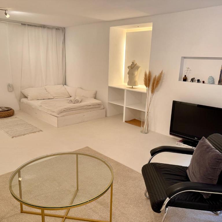 Eigene Souterrain Keller Wohnung nähe Olympiapark - von privat - Apartment mit 1 Schlafzimmer - 3