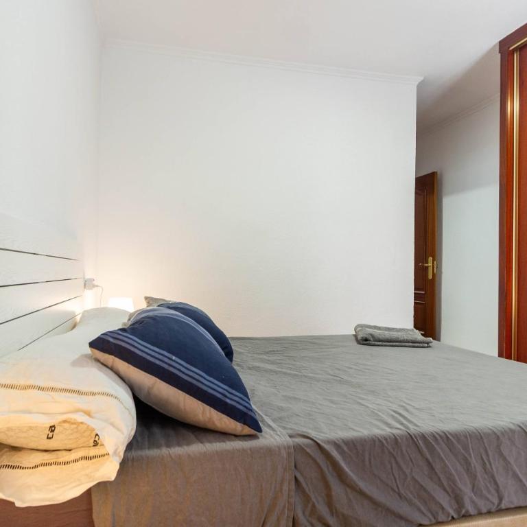 Piso Museo del Realismo-Catedral-Alcazaba-Free Parking-Wifi-Aire acondicionado - Apartamento de 4 habitaciones - 9