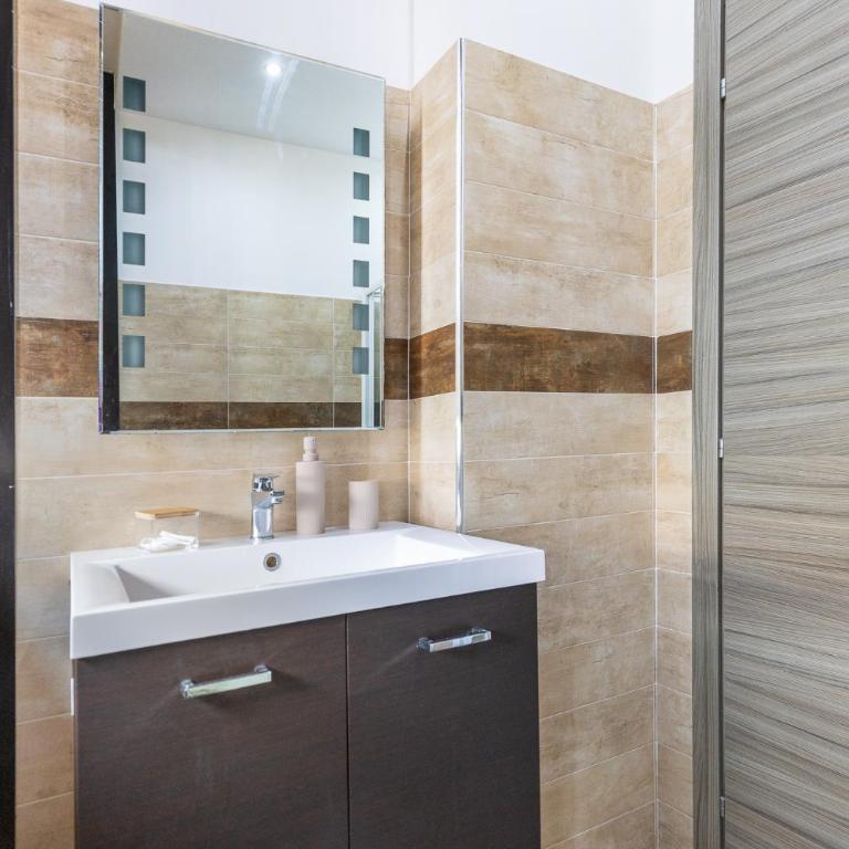 Porta Nuova-Inalpi Loft Moderno Luminoso con AC - Appartamento con 1 Camera da Letto - 5