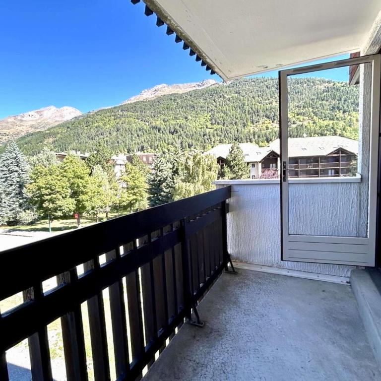Studio 4 personnes proche des pistes à La Salle-les-Alpes - FR-1-330F-247 - Appartement - 12