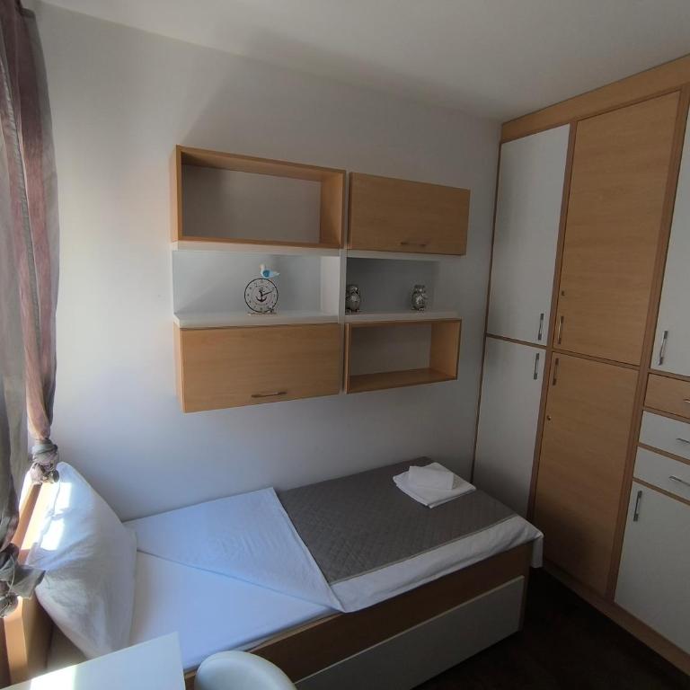 Four season seaview - lovely 2 bedroom apartment - Two-Bedroom Apartment - 15