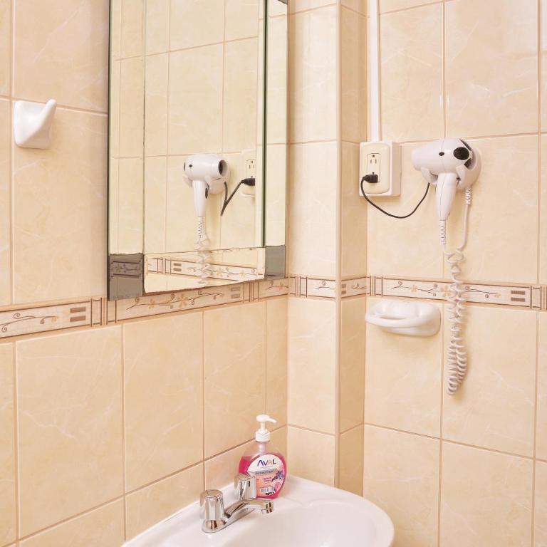 Hostel Esperanza - Double Room - 14