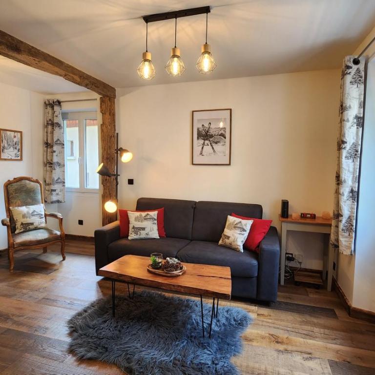 chalet cosy, jacuzzi privé, calme, idéal moto rando vélo - Maison 2 Chambres - 5