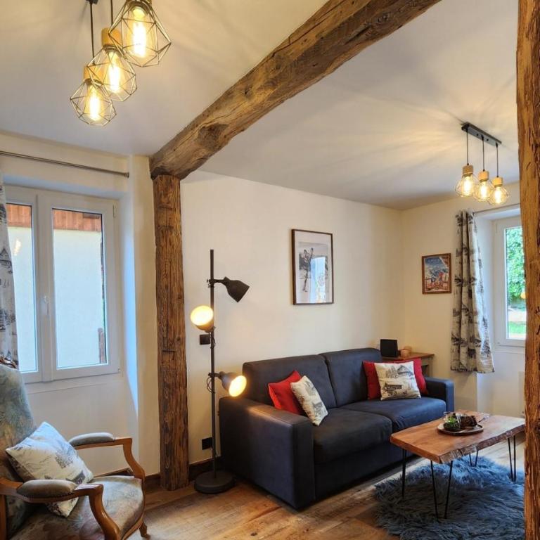 chalet cosy, jacuzzi privé, calme, idéal moto rando vélo - Maison 2 Chambres - 6